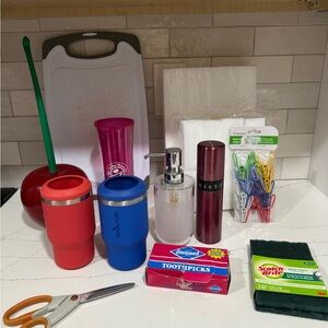bundle (13) Kichen, cleaning, cutting Board, Reuse can coolers, oil spray NEW
